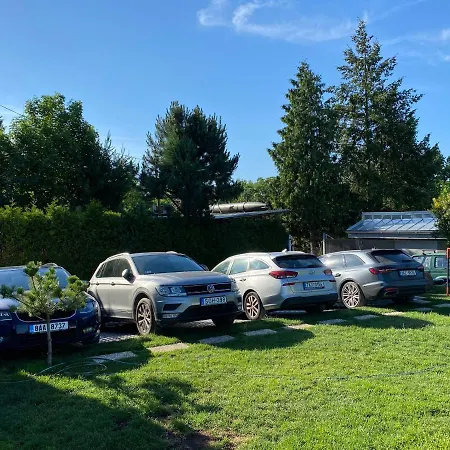 - F - Vyhlídka Nad řekou Apartmán