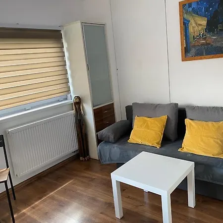 - F - Vyhlídka Nad řekou